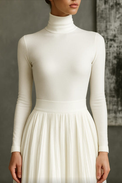 Michaela – Pleated Skirt & Fitted Long-Sleeve Split Top Set